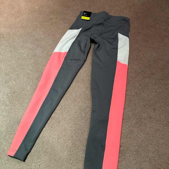 Nike Girls tights - Picture 2 of 3